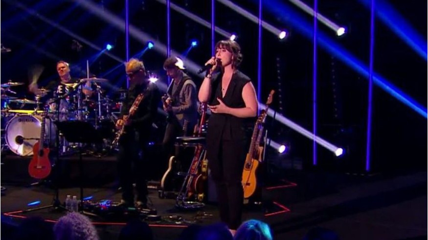 Nouvelle Star: Mélanie séduit avec sa reprise de «Hello»