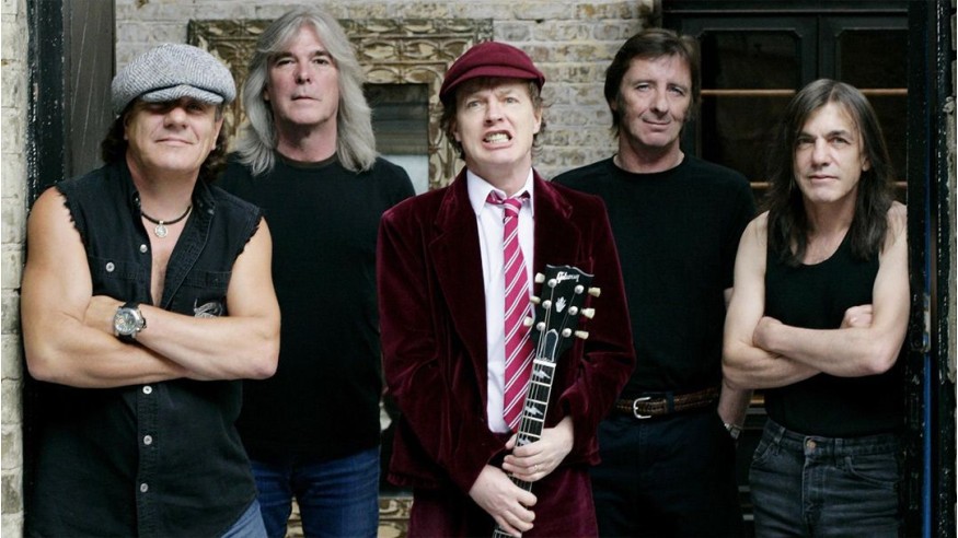 Brian Johnson, le chanteur d’AC/DC, menacé de surdité