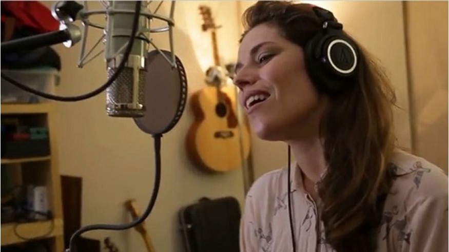 Emma Daumas : son nouvel album «Vivante» sortira le 27 mai