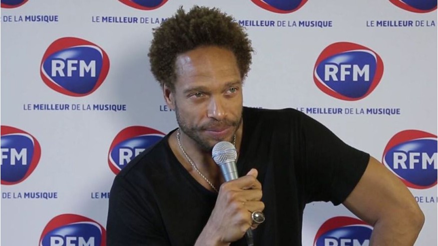 Gary Dourdan chante «I Shot the Sheriff» pour un album hommage à Bob Marley