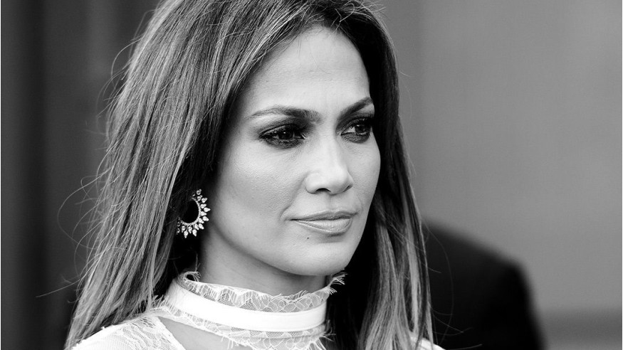 Jennifer Lopez enregistre une chanson au bénéfice des victimes d'Orlando