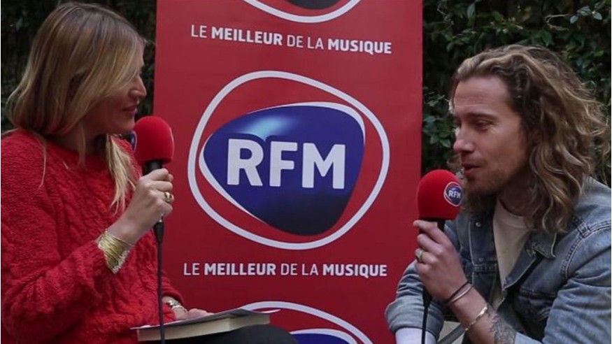 Julien Doré en interview chez Justine Fraioli sur RFM