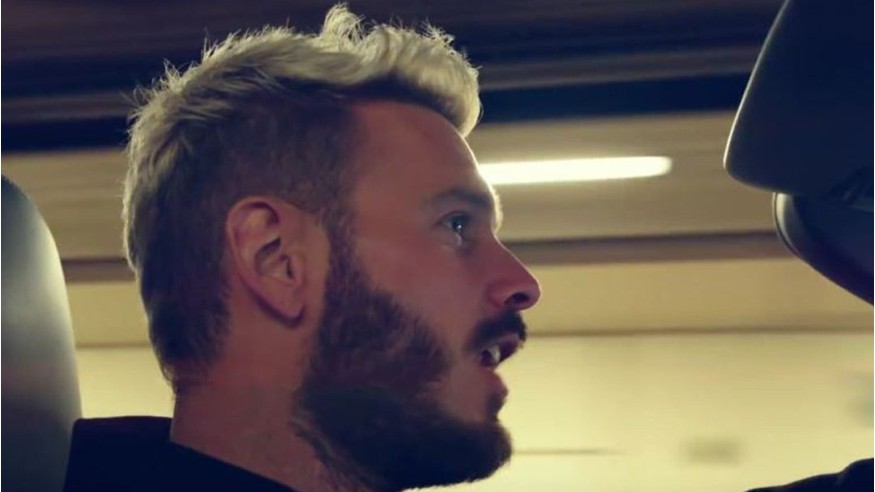 M. Pokora revisite Claude François, adoubé par ses héritiers