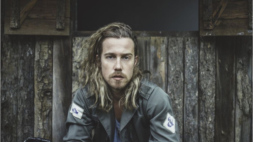 Julien Doré s’invite sur une chanson du groupe After Marianne