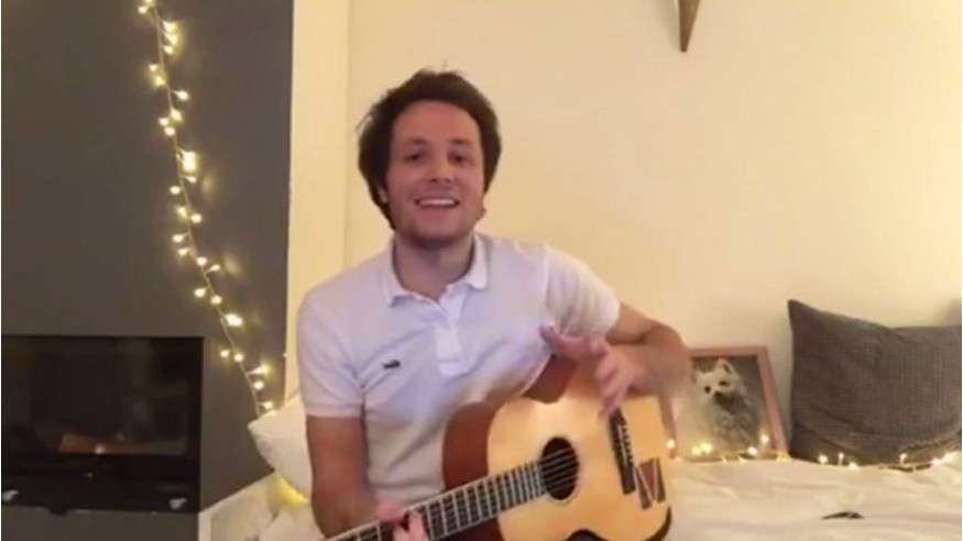 Vianney : Revivez son concert de 150 minutes sur Facebook !