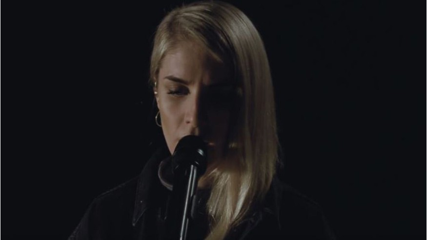 London Grammar fait son retour avec le single «Rooting for you»