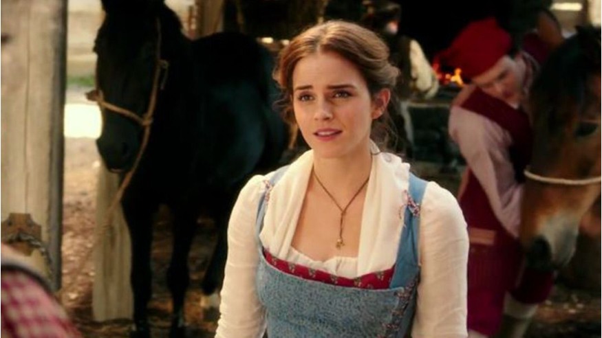 La Belle et la Bête : Emma Watson offre une nouvelle démonstration de ses talents de chanteuse