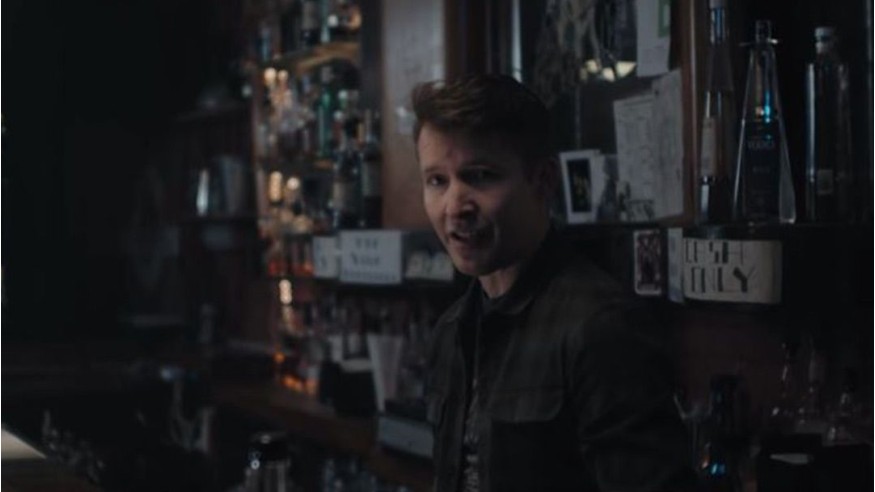James Blunt : découvrez son nouveau single «Bartender»
