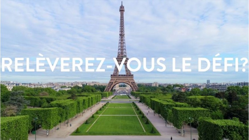 Paris : Perrier installe une tyrolienne sur la Tour Eiffel pendant Roland Garros