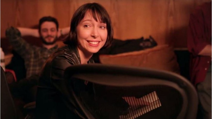 Elles & Barbara : découvrez la reprise de «Nantes»  par Jeanne Cherhal !