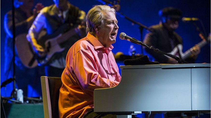 Brian Wilson annonce une anthologie avec des titres inédits