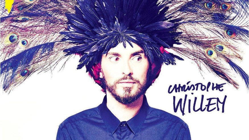Christophe Willem surprend encore avec « Copacabana »