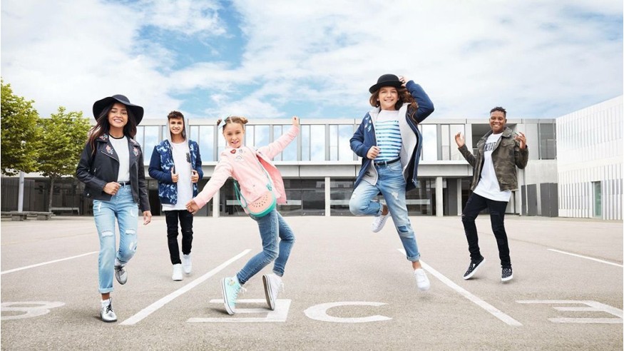 Les Kids United vont sortir une collection de vêtements chez TEX !