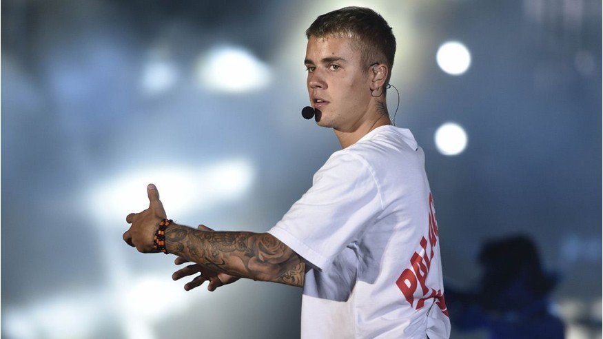 Justin Bieber met fin prématurément à sa tournée mondiale