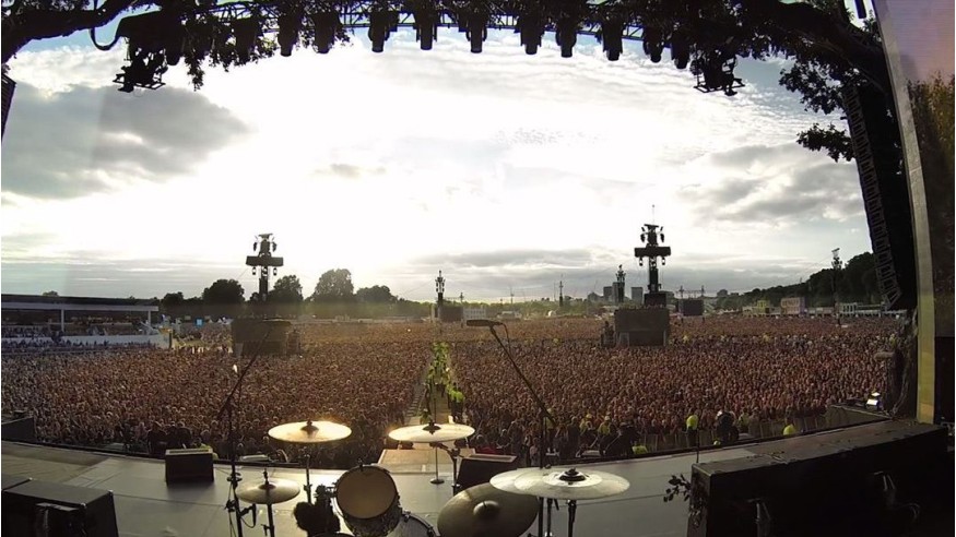 Quand 65.000 Anglais chantent à l’unisson Bohemian Rhapsody de Queen