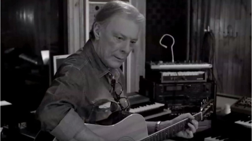 Le chanteur Herbert Léonard de nouveau plongé dans le coma