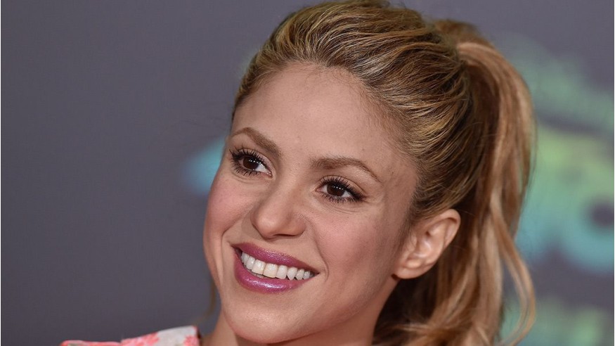 Shakira reporte sa tournée américaine pour soigner ses cordes vocales