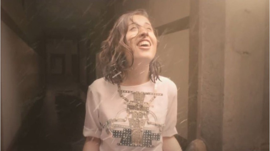 Alice Merton : découvrez son nouveau single «Hit The Ground Running»