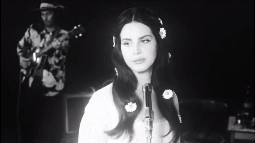 Lana Del Rey «fragile» après l'arrestation d'un fan harceleur
