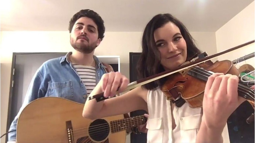 Tibz : découvrez «Paris/Montréal» son titre écrit et composé avec Gabriella (The Voice)