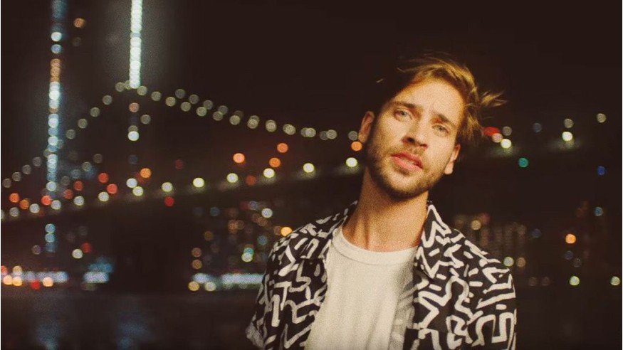 Navii dévoile le clip de «New York 90»!