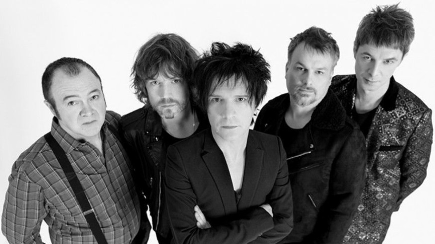 Indochine, le groupe de tous les records!