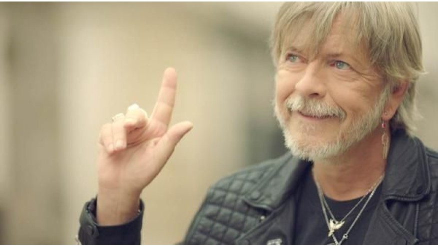 Renaud recevra le Prix Spécial de la Sacem pour l’ensemble de sa carrière!