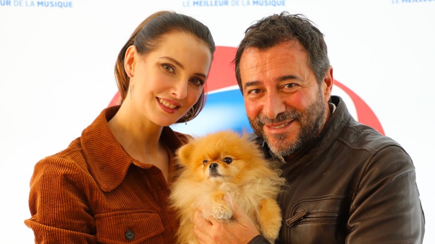 Une heure avec... : Découvrez l'interview de Frédérique Bel au micro de Bernard Montiel