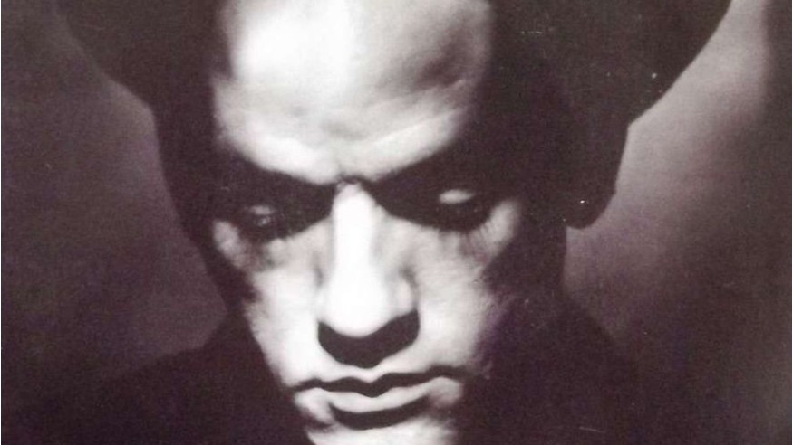 Le guitariste du groupe R.E.M sort un single avec son groupe Filthy Friends