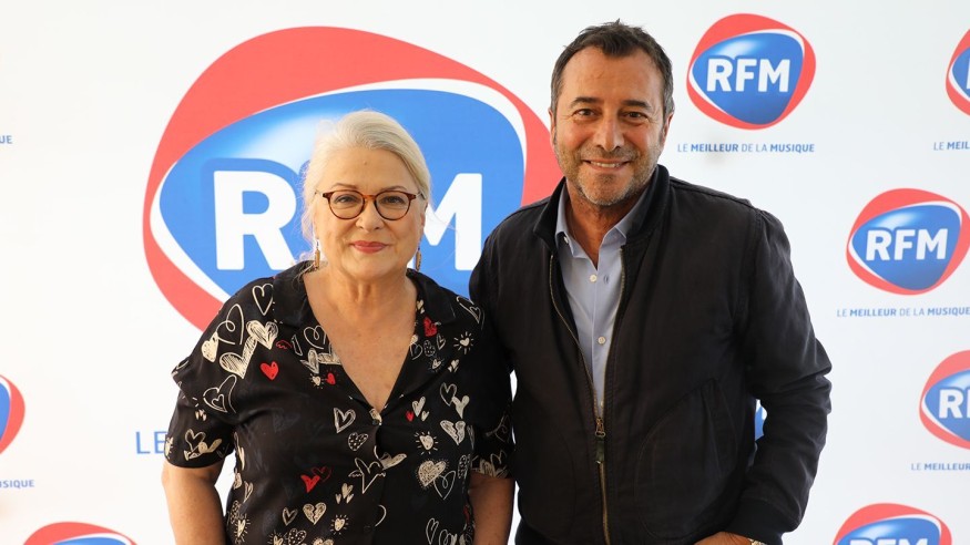 Une heure avec... Découvrez l'interview de Josiane Balasko au micro de Bernard Montiel