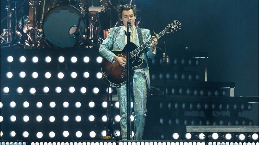 «Adore you» : Harry Styles tease le clip de son prochain single