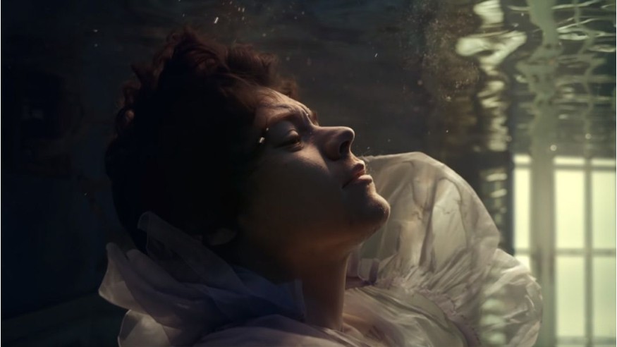 Harry Styles : découvrez son nouveau clip «Falling»