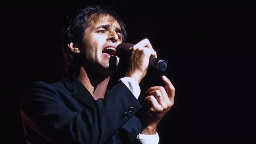 Coronavirus : Jean-Jacques Goldman chante pour les personnes qui continuent de travailler