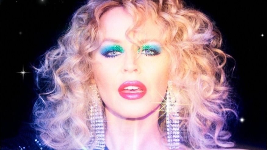 Kylie Minogue publie un nouveau single et annonce la sortie de son album