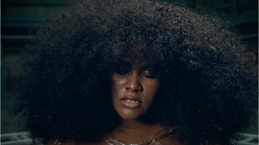 Yseult son titre «Corps» certifié single d'or !