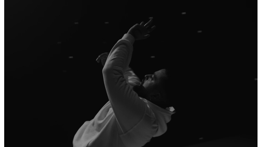 Slimane reprend « Dernière Danse » d'Indila !