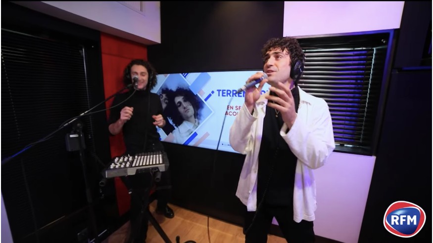 Terrenoire dévoile une suite de leur premier album : « Les Forces Contraires : La Mort et la Lumière »