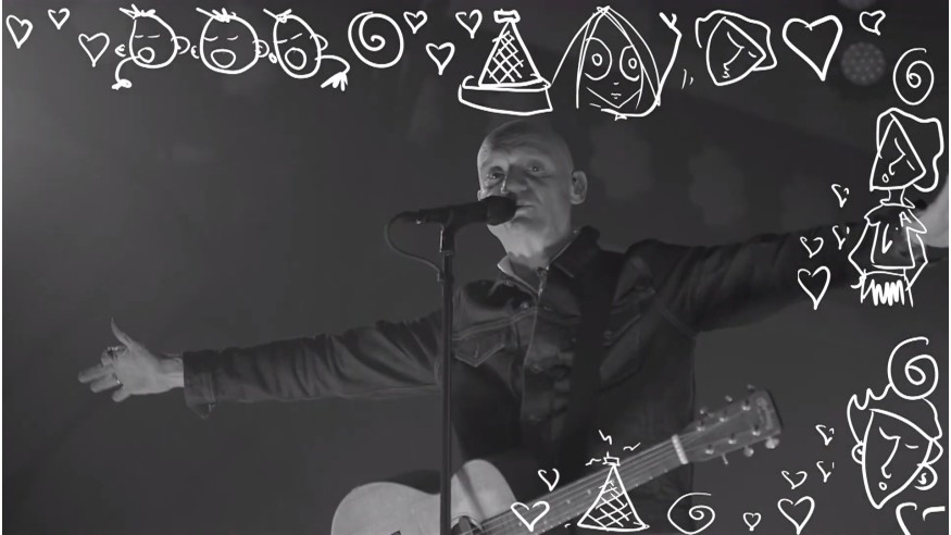 Découvrez le concert live à l’Elysée Montmartre de Louise Attaque