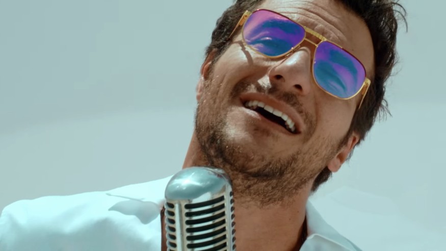 Amir : Découvrez une nouvelle version de son titre « Carrousel »