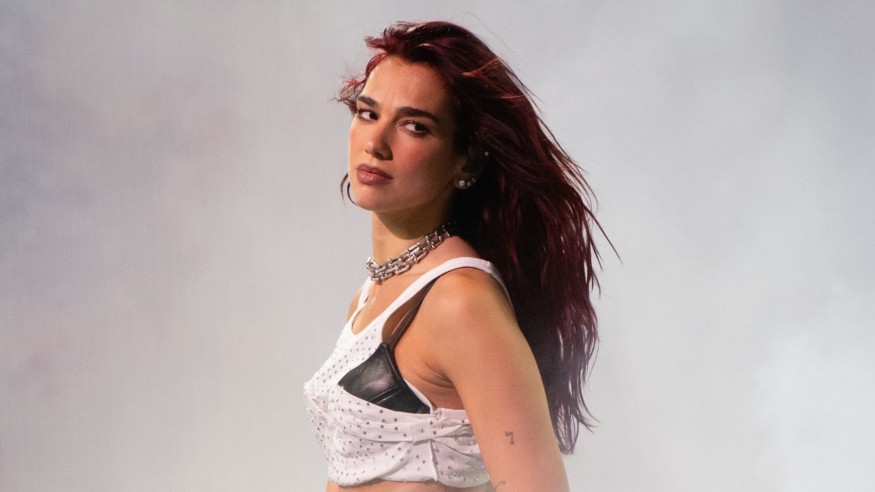 Dua Lipa présente à la cérémonie des JO ?