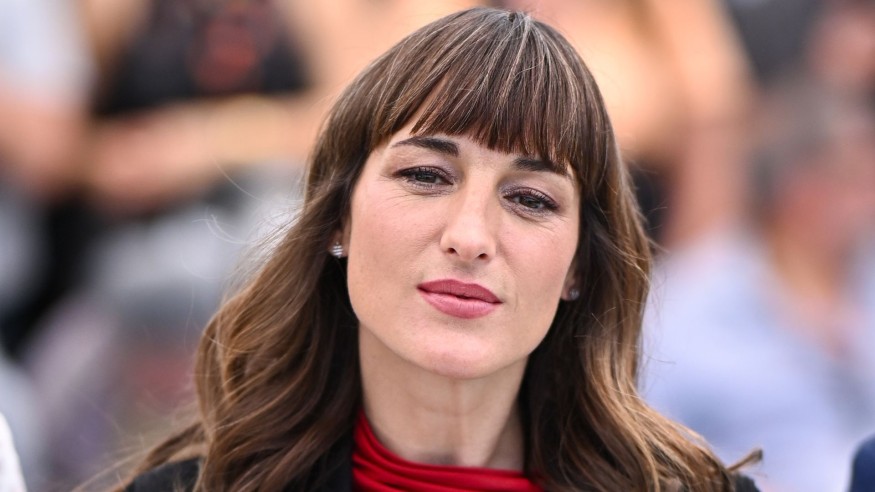 Juliette Armanet revisite "Partir un jour"